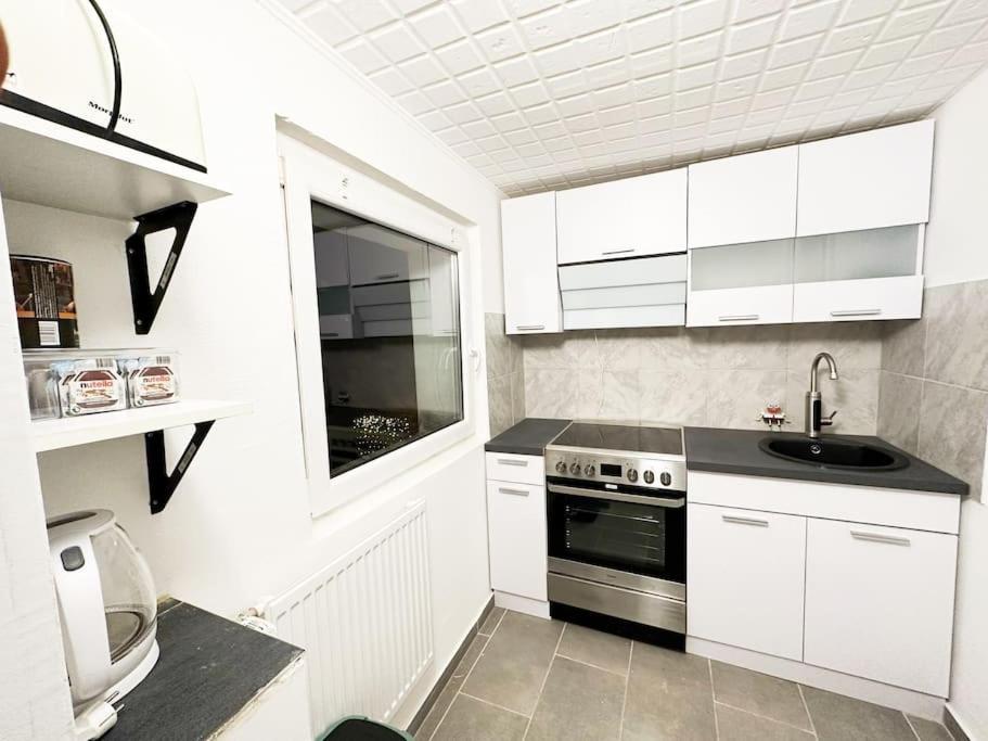 Mini Appartement Neben Theater 뒤스부르크 외부 사진